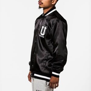 UNDEFEATED logo patch bomber jacket